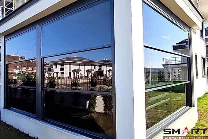 GİYOTİN CAM BALKON 